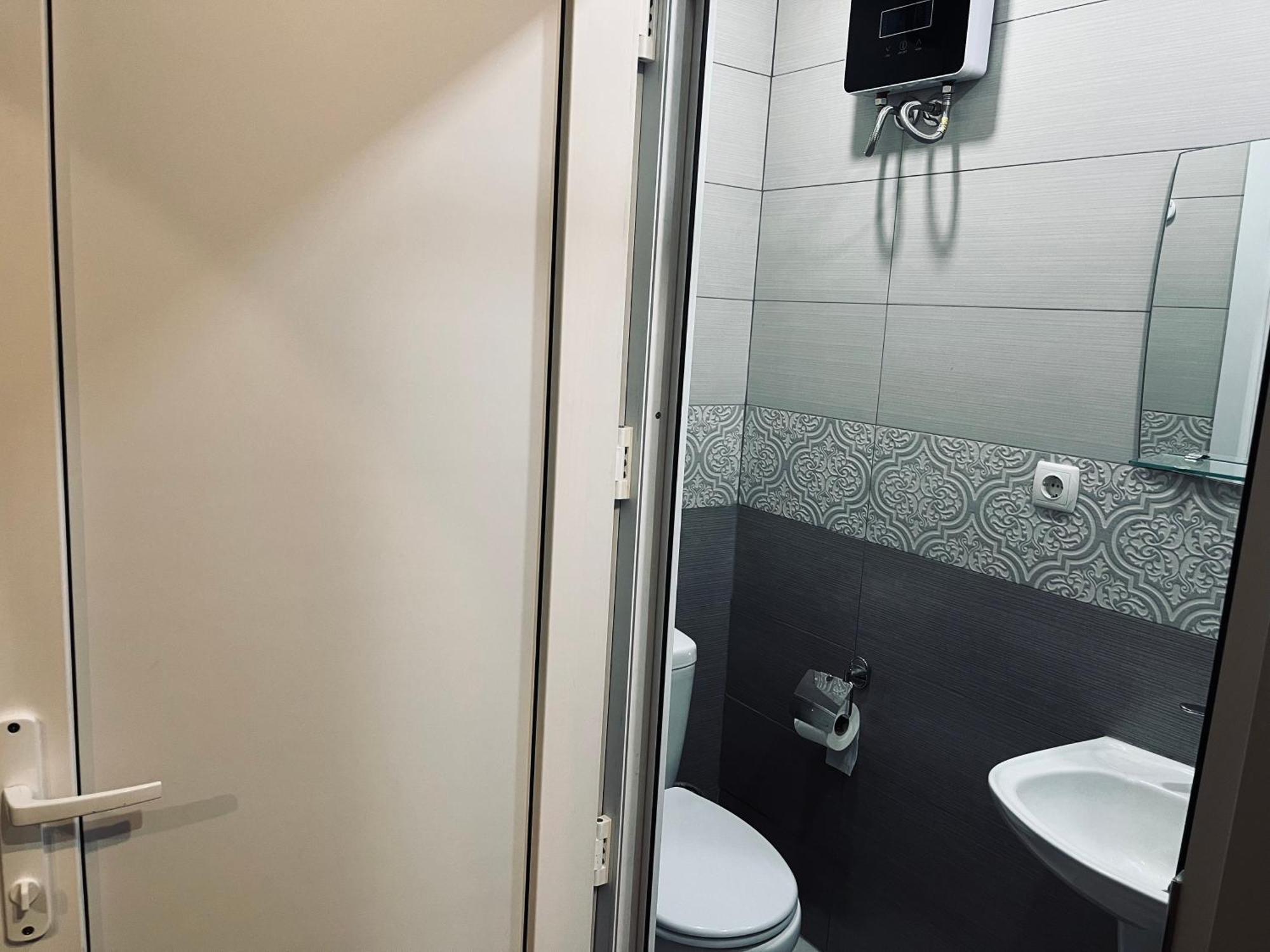 Lets Go - Apartment Tbilisi ภายนอก รูปภาพ